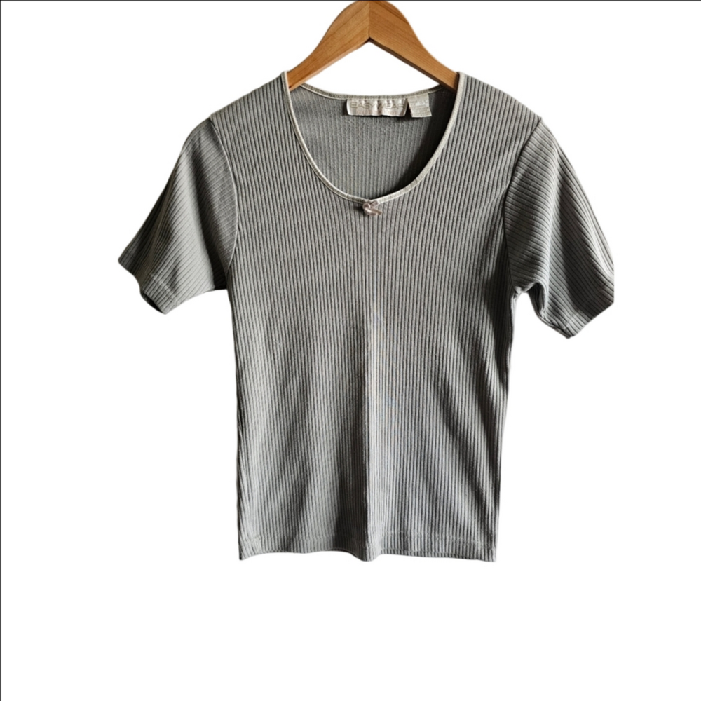 Short Light Khaki Green fitted ribbed Top